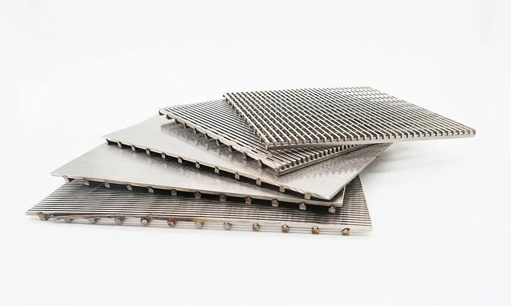stainless steel wedge wire screen panel for wastewater screening and solid liquid separation.